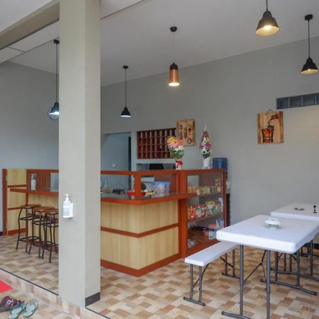 Hotel Reddoorz Near Kampus Ump Purwokerto 2 Sumbang Exterior foto