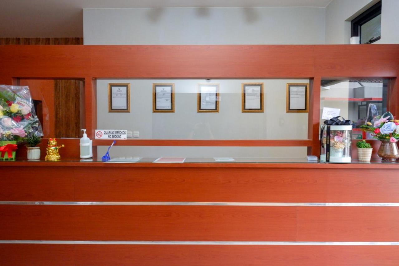 Hotel Reddoorz Near Kampus Ump Purwokerto 2 Sumbang Exterior foto
